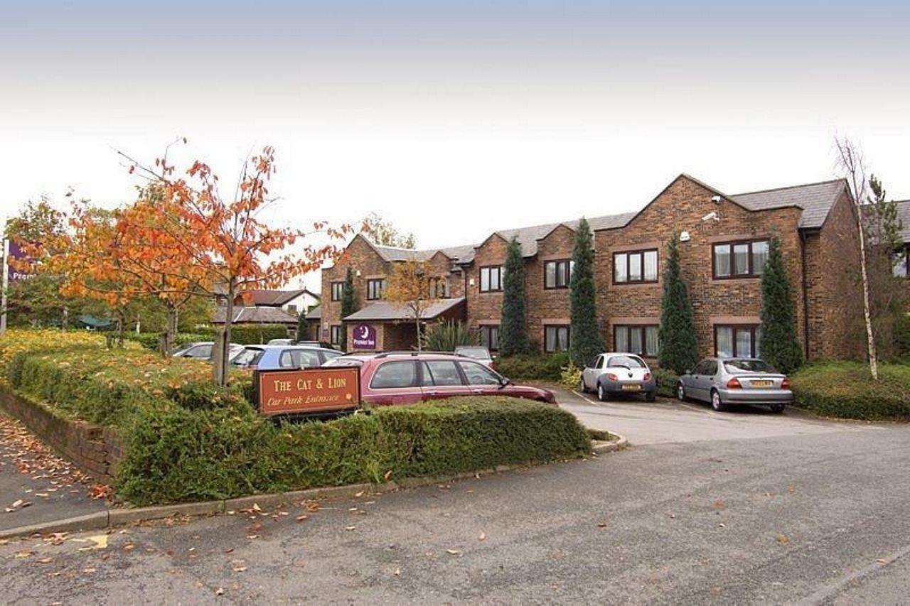 Premier Inn Warrington South Екстериор снимка