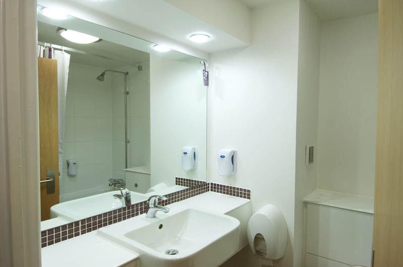 Premier Inn Warrington South Екстериор снимка